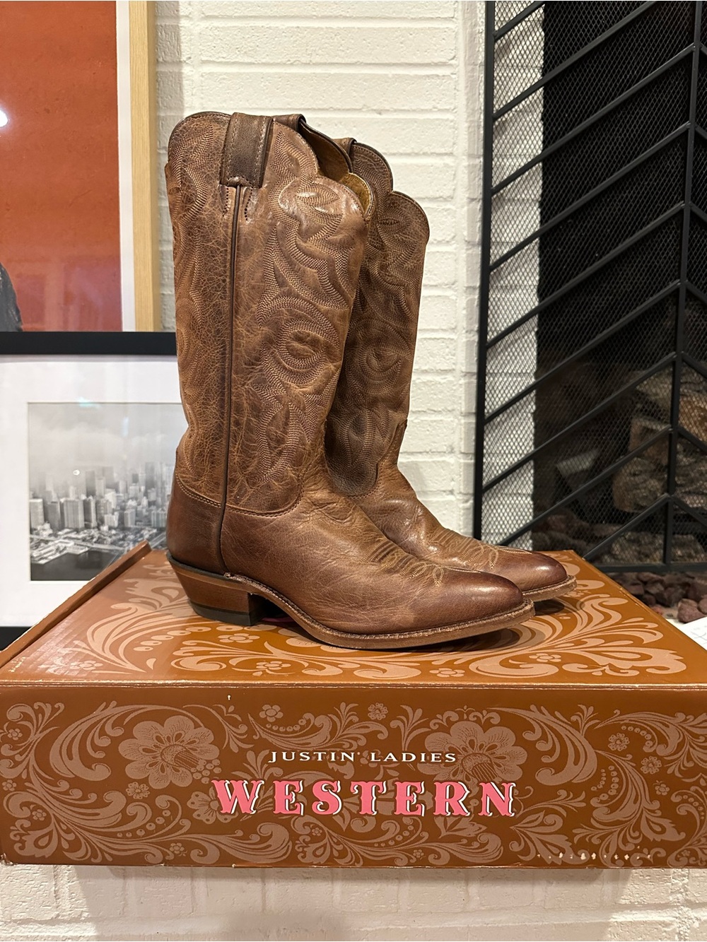New in Box Justin Ladies Western Boots